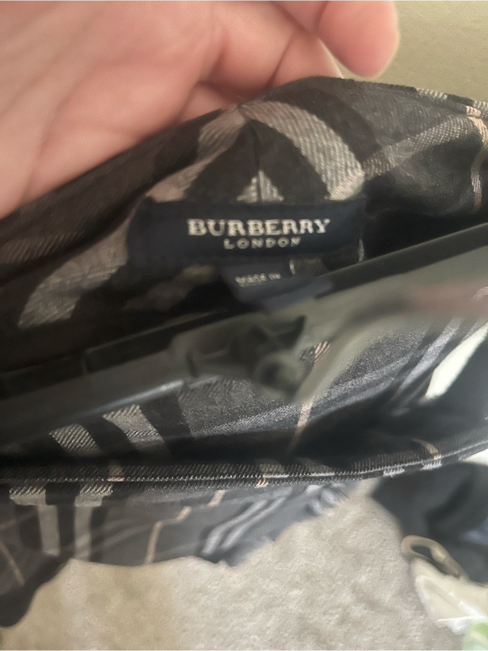 Burberry grey plaid kilt skirt - Picture 5 of 5